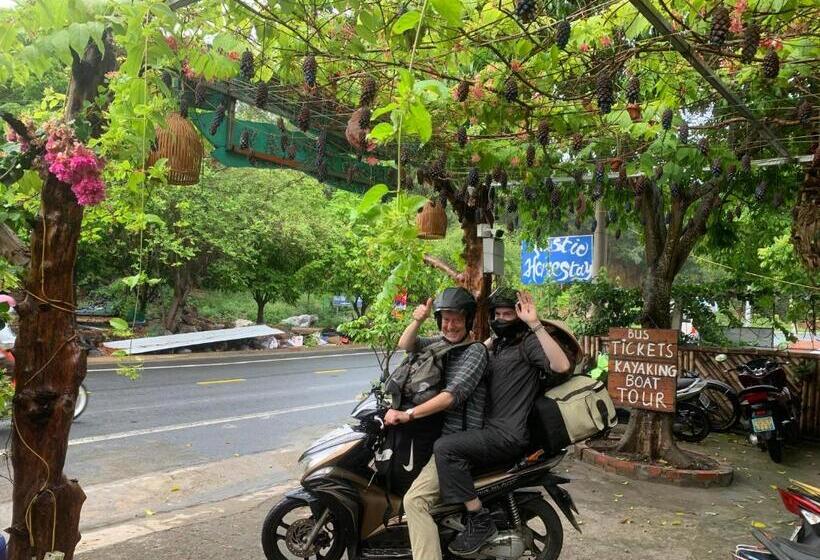 بنگله خانوادگی, Cat Ba Rustic Homestay