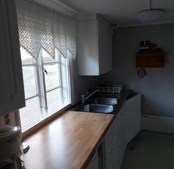 غرفة قياسية حمام مشترك, Hästveda Vandrarhem Och Stugor