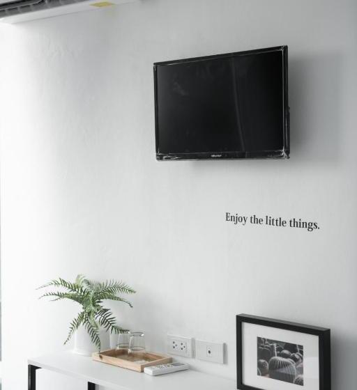 اتاق استاندارد, Studio 41 Salayasai4