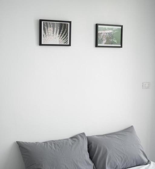 اتاق استاندارد, Studio 41 Salayasai4