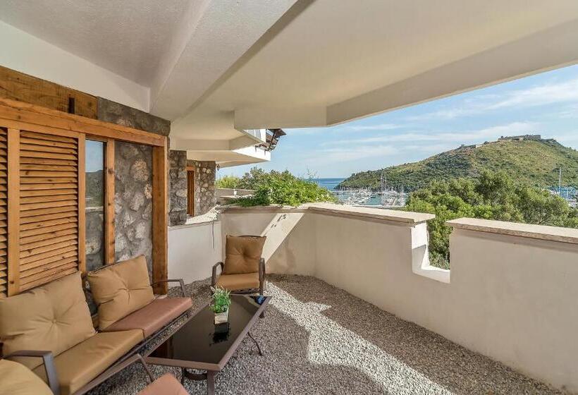 غرفة قياسية مطلّة علي البحر مزوَّدة بشُرفة, Villa Valdroni