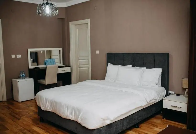 سوییت خانوادگی, Grand Koru Hotel Beach