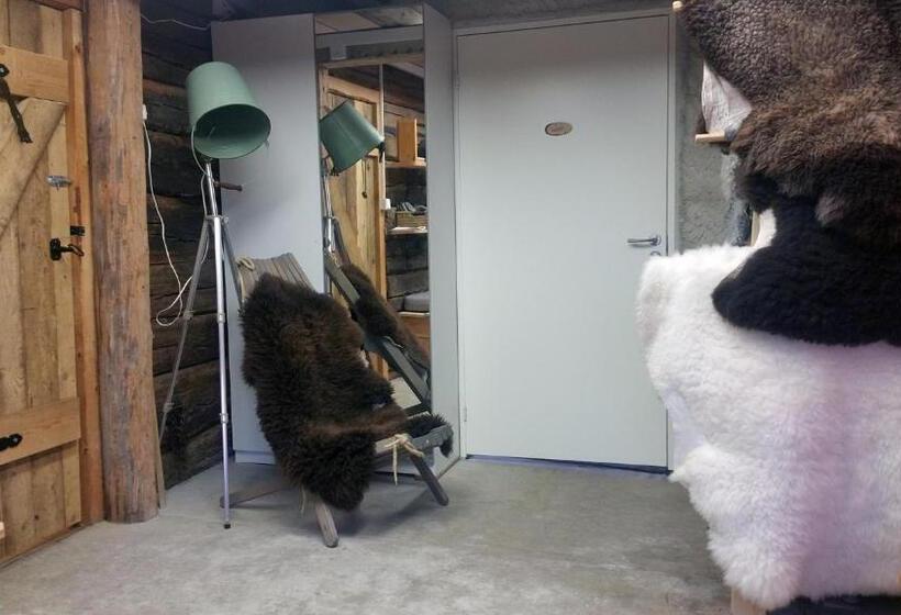 Quarto Economy, Bitterna åkatorp