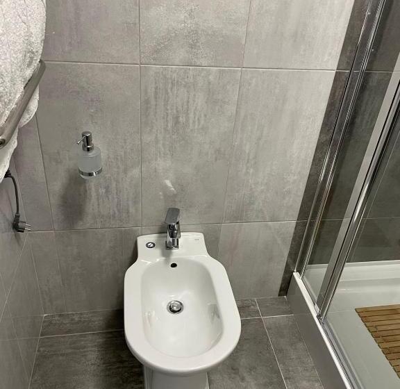 スイート, Dvir Litynskyi