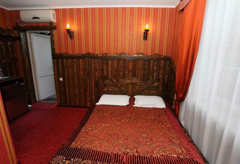 经济房, Medzhybozhskiy Zamok