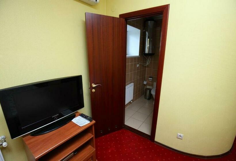 标准间, Medzhybozhskiy Zamok