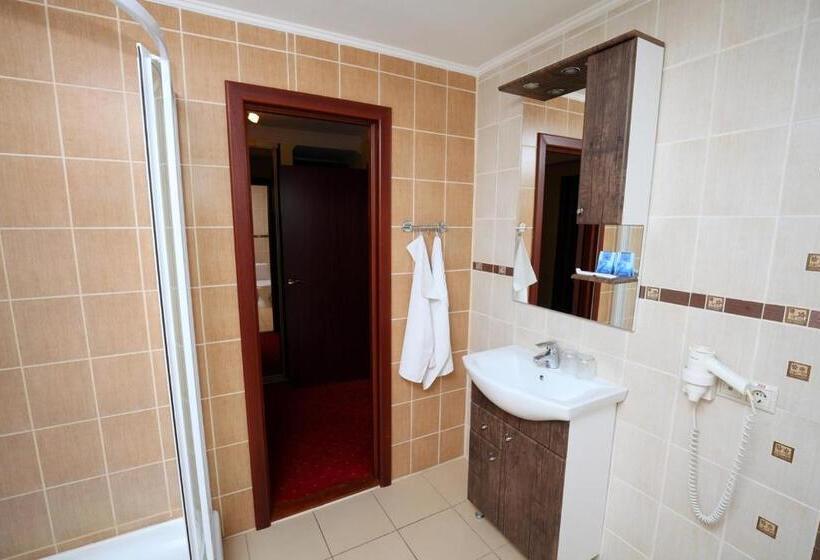 高级大房间, Medzhybozhskiy Zamok