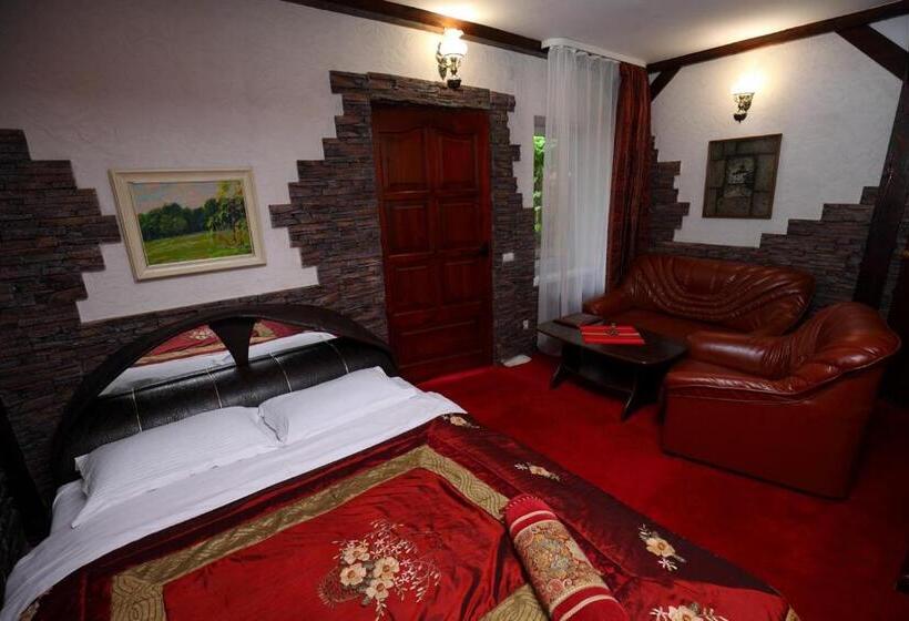 标准间带露台, Medzhybozhskiy Zamok