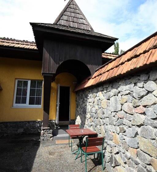 标准间, Medzhybozhskiy Zamok