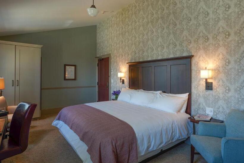 Стандартный Номер Кровать Кинг, The Groton Inn