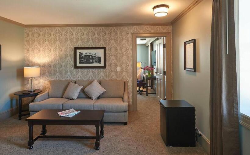 إستوديو قياسى, The Groton Inn