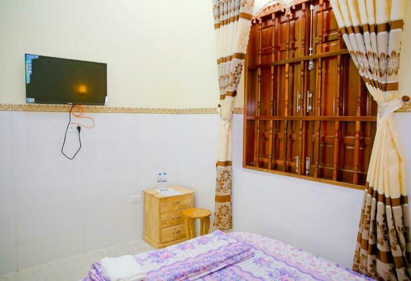 اتاق استاندارد چهار تخته, Nhà Nghỉ Quê Ló