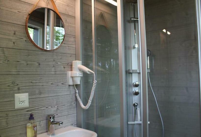 Номер Стандарт, Les Cabanes Du Mont