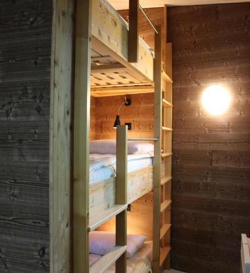 Семейный Номер, Les Cabanes Du Mont