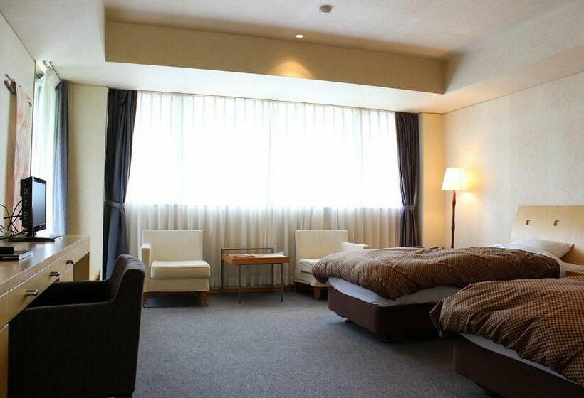 חדר סטנדרט נוף לגינה, Qraud Tosawashi Kougeimura