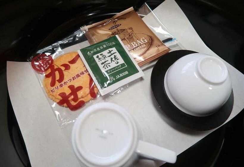 חדר סטנדרט נוף לגינה, Qraud Tosawashi Kougeimura