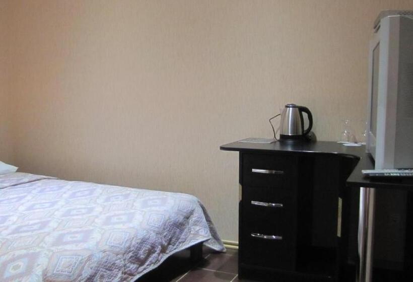 غرفة إقتصادية, Mini Hotel Leon