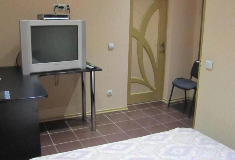 غرفة إقتصادية, Mini Hotel Leon