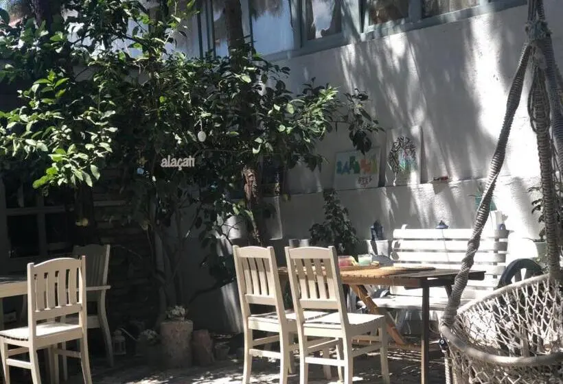 Standard-bungalow Puutarhanäkymä, Alacati Sardunya