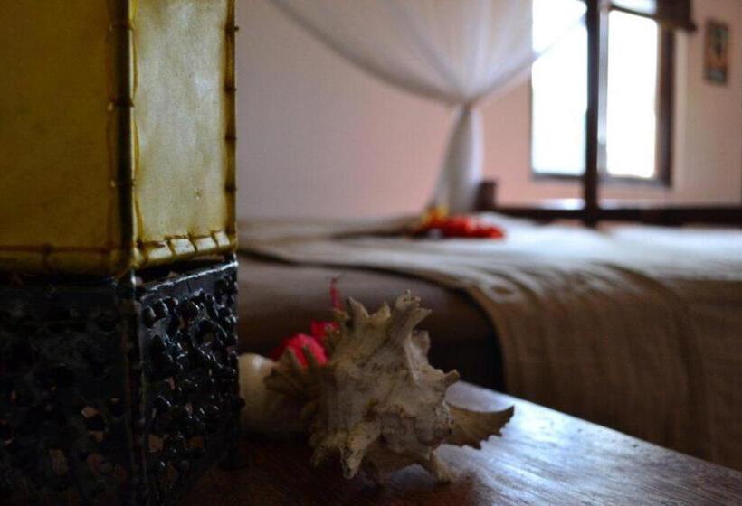 Стандартный Номер Кровать Кинг, Emerald Bay Resort