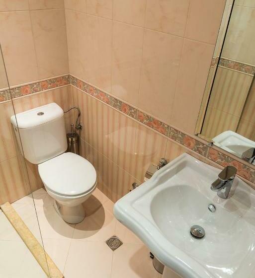 バルコニー付きデラックスルーム, Family Hotel Pak Tam