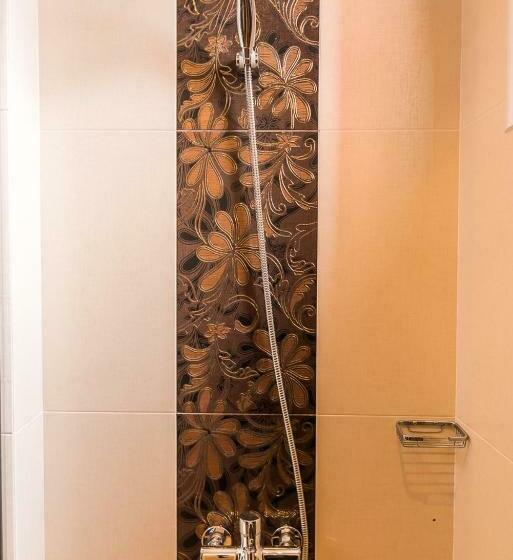 Студия Deluxe, Family Hotel Pak Tam