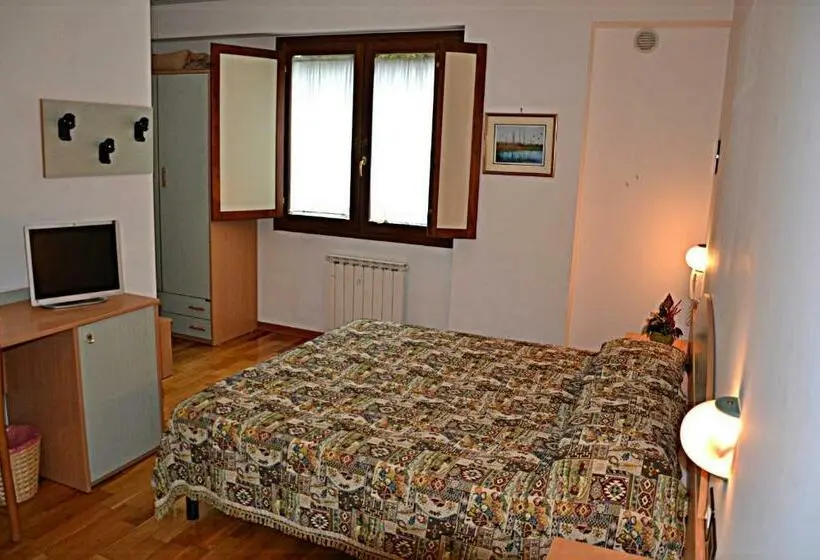 スタンダードトリプルルーム, Albergo Due Monti
