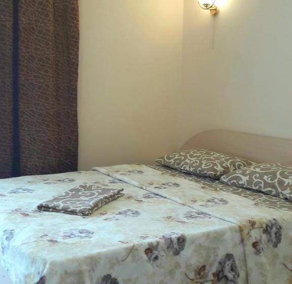 غرفة قياسية مزوَّدة بشُرفة, Sofia