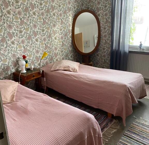 اتاق استاندارد با سرویس بهداشتی مشترک, Bed And Books På österlens Gästhärbärge