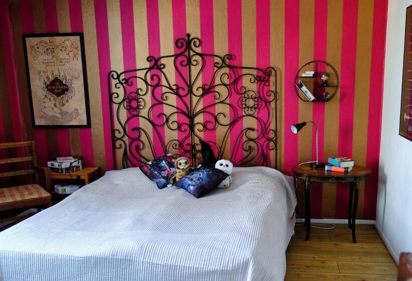 غرفة عائلية, Bed And Books På österlens Gästhärbärge