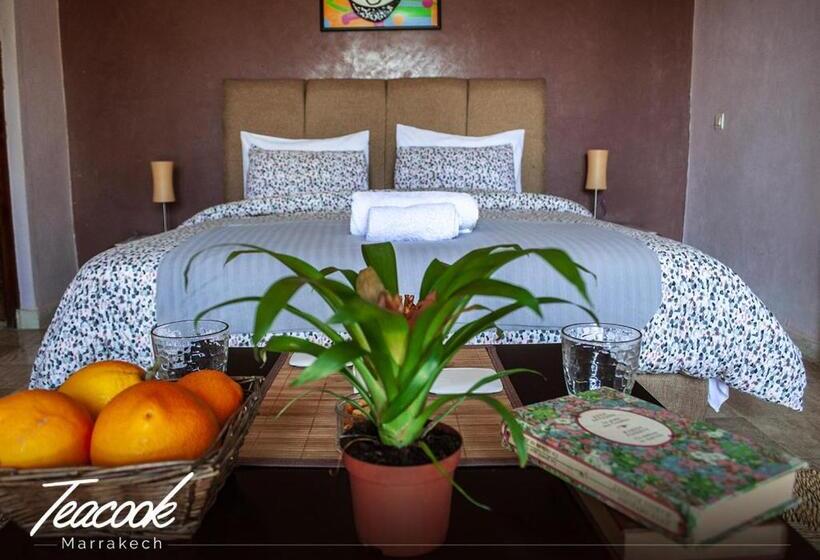 Полулюкс Вид на Бассейн, Teacook Marrakech