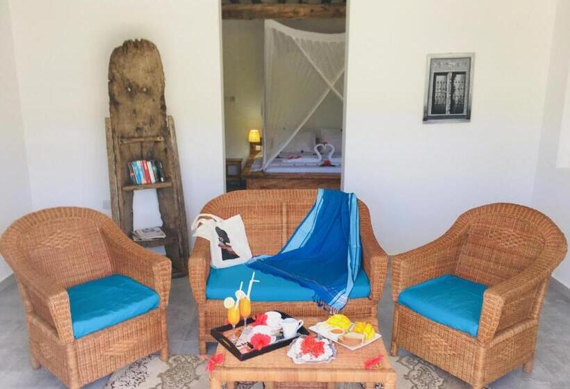 جناح مطلّ علي البحر, Pemba Paradise