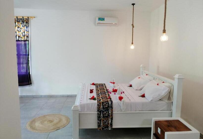 غرفة ديلوكس سرير كينج, Pemba Paradise