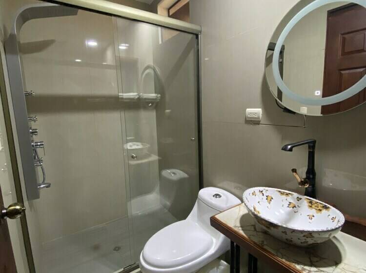 اتاق استاندارد با چشم‌انداز شهر, Verdant Hotel & Holistic Experience