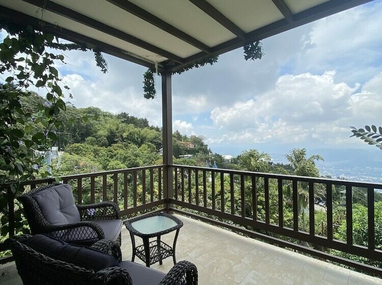 اتاق استاندارد با چشمانداز شهر, Verdant Hotel & Holistic Experience