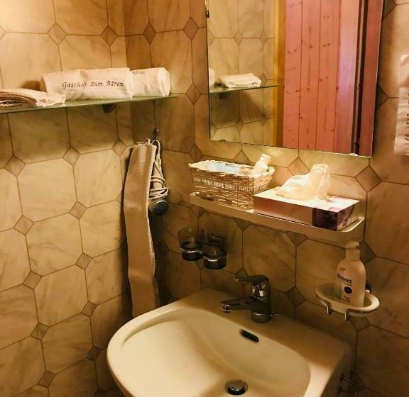 Standardzimmer mit Balkon, Gasthof Zum Bären