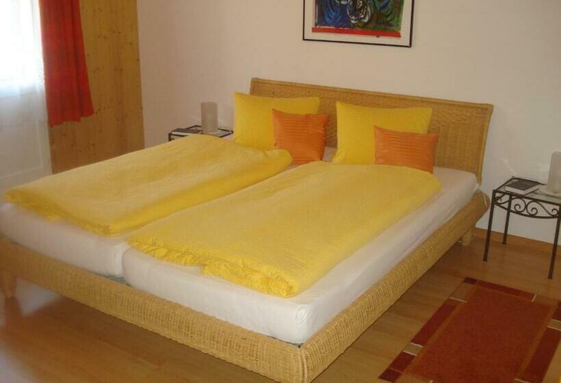 Standardzimmer mit Balkon, Gasthof Zum Bären