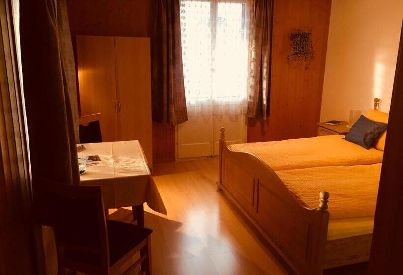 Standardzimmer mit Balkon, Gasthof Zum Bären