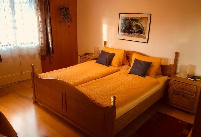 Standardzimmer mit Balkon, Gasthof Zum Bären