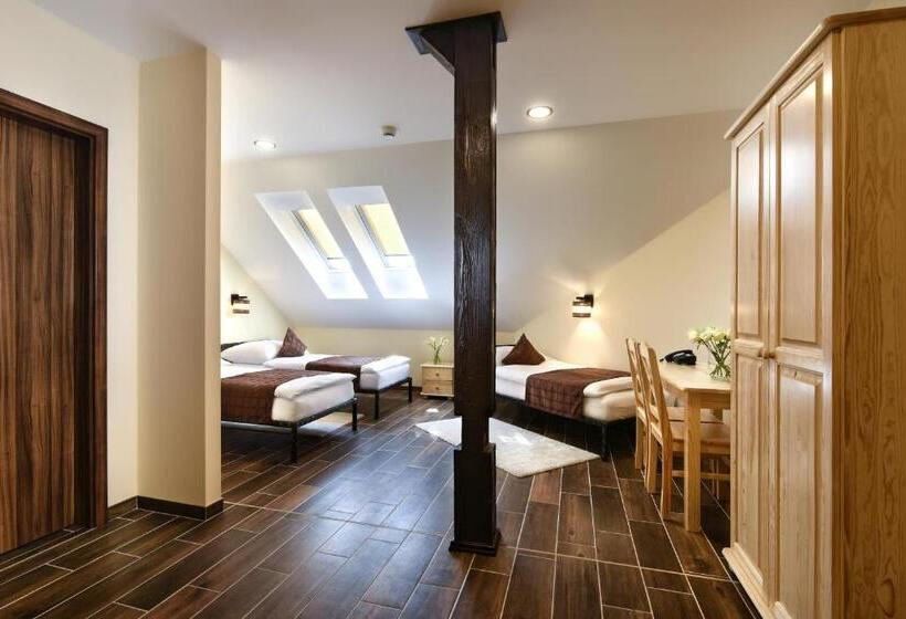 חדר סטנדרט לשלושה, Rezort Masarykov Dvor