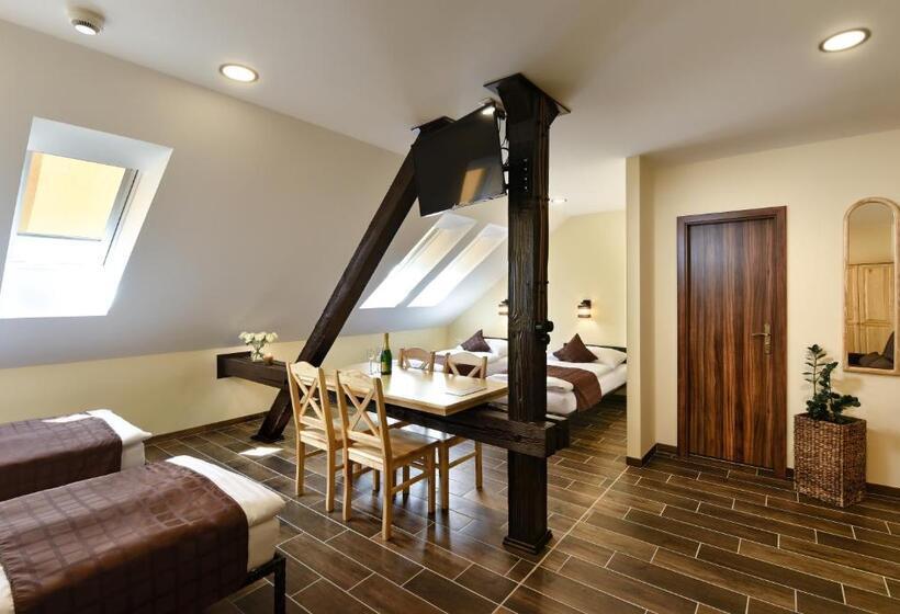 חדר סטנדרט לארבעה, Rezort Masarykov Dvor