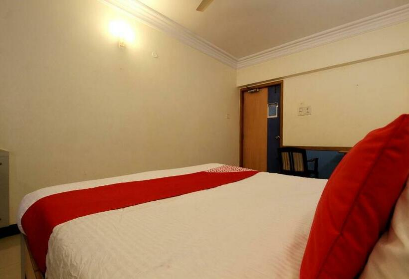 חדר קלאסי לשלושה, Vaccinated Staff  Oyo 23182  Dhammanagi Comforts