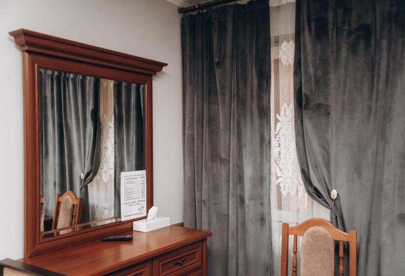 غرفة كومفورت ثلاثية, Viza & Spa