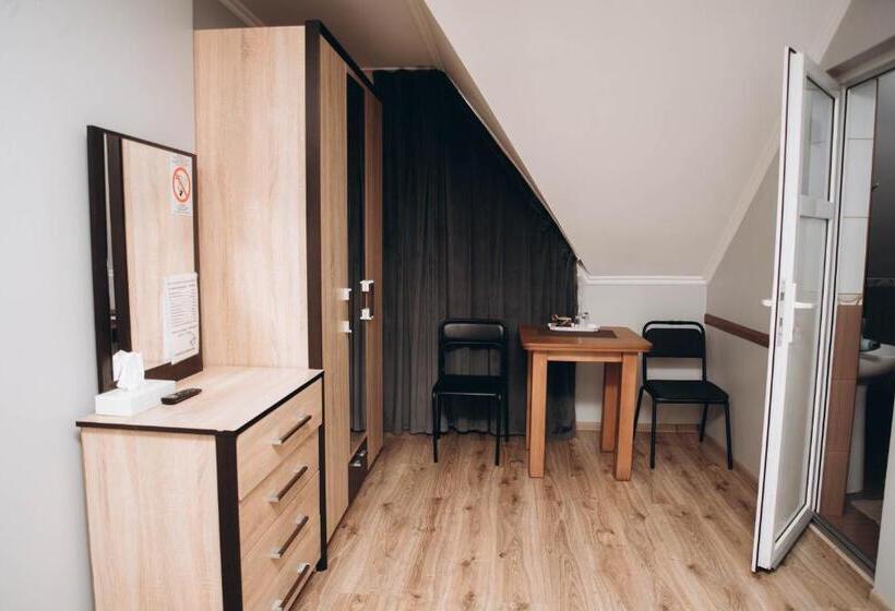 غرفة كومفورت ثلاثية, Viza & Spa