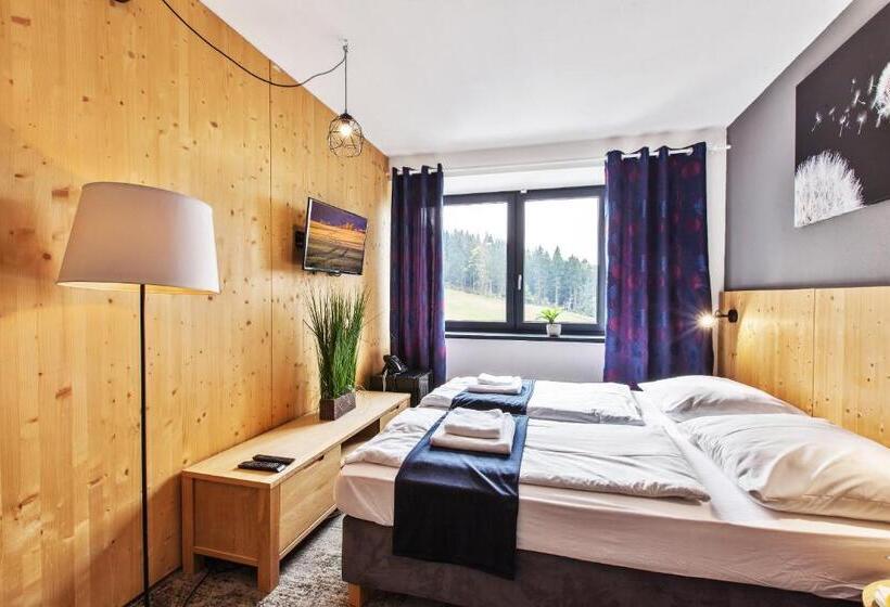 标准间, Zerrenpach Látky