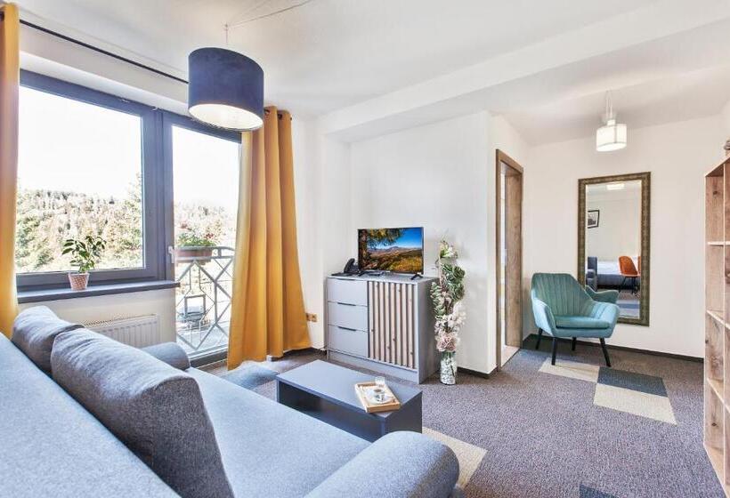 家庭间, Zerrenpach Látky