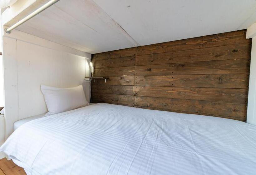Номер Стандарт Четырехместный Совместный Санузел, Ichi The Hostel
