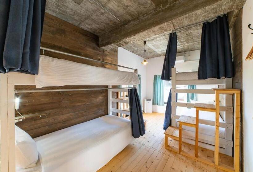 חדר משפחתי חדר אמבטיה משותף, Ichi The Hostel