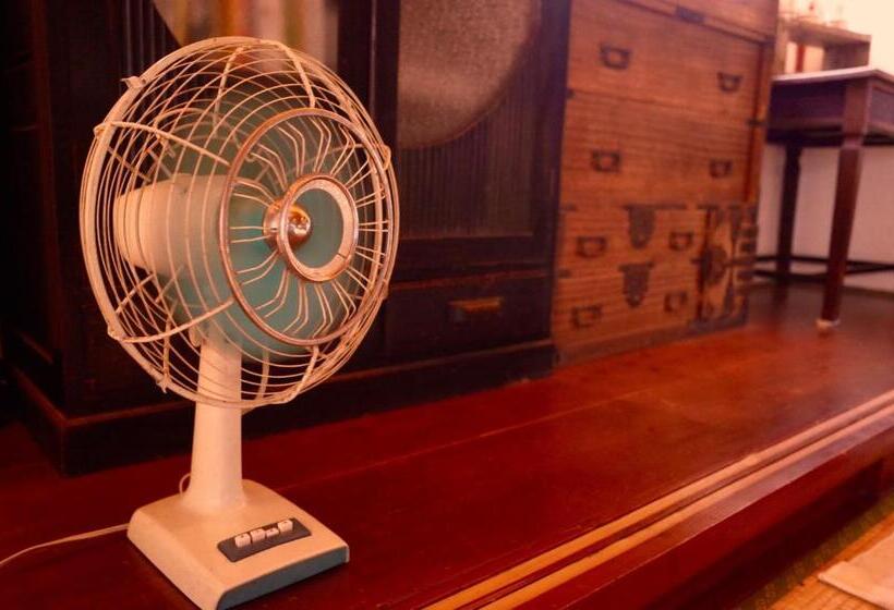 이코노미 룸, 古民家ゲストハウス ナマケモノ