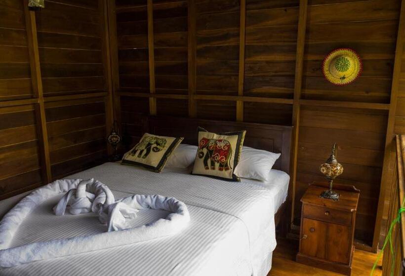 اتاق استاندارد با سرویس بهداشتی مشترک, Wanakaset Forest Glamping